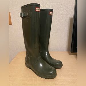 Hunter Rain boots with removable liner